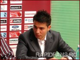 <<->> APASA pentru FOTO la dimensiunea mare <<->> <<->> 2007.10.06 Conferinta Rapid (06)